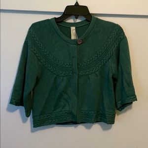 Super cute cropped sweater